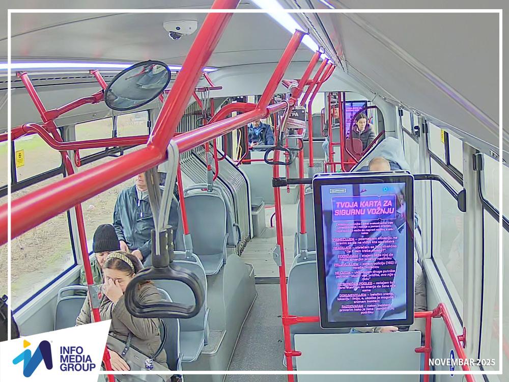 Poruka inicijative u autobusu javnog prevoza